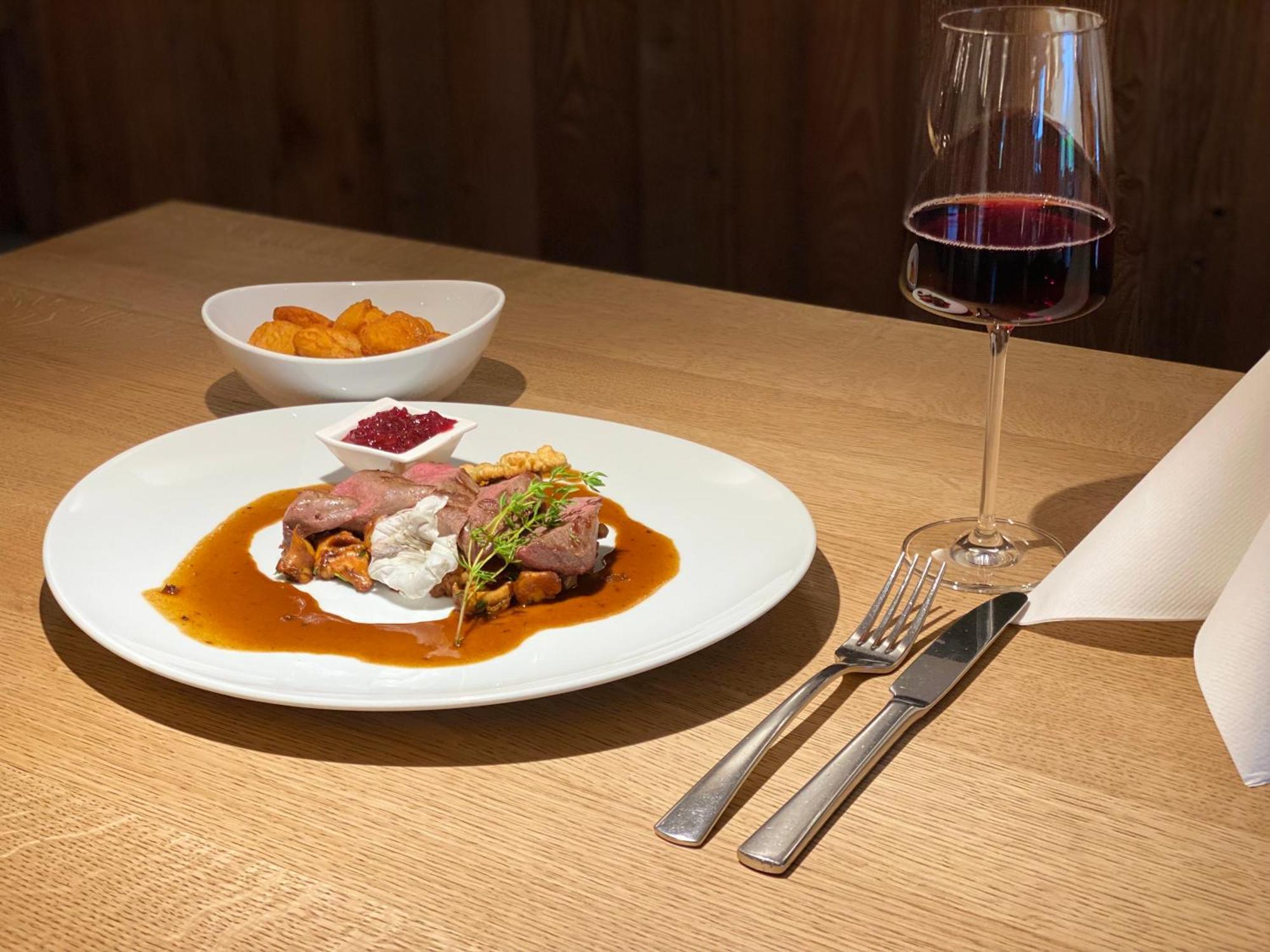 Zum Bayrischen Wirt Hotel Maierhofen  Ngoại thất bức ảnh